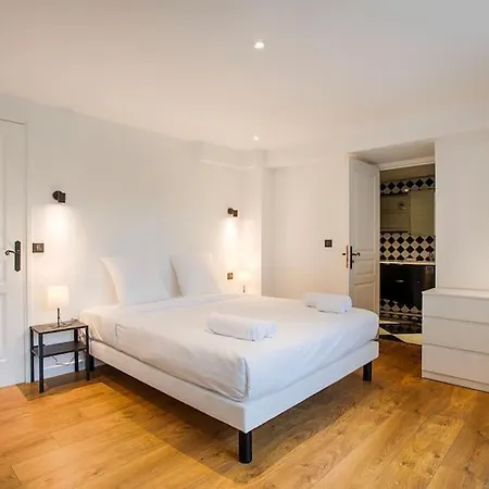 Superbe Villa, 11 Chambres, Piscine, Calme Absolu * Bonneville-sur-Touques