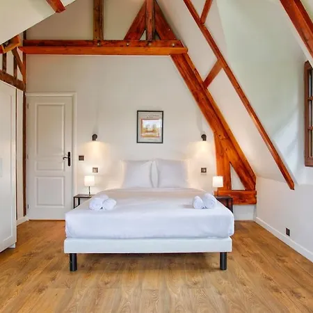 Superbe Villa, 11 Chambres, Piscine, Calme Absolu Bonneville-sur-Touques