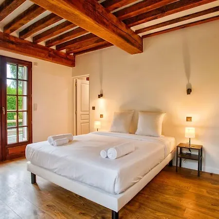 Superbe Villa, 11 Chambres, Piscine, Calme Absolu Vila