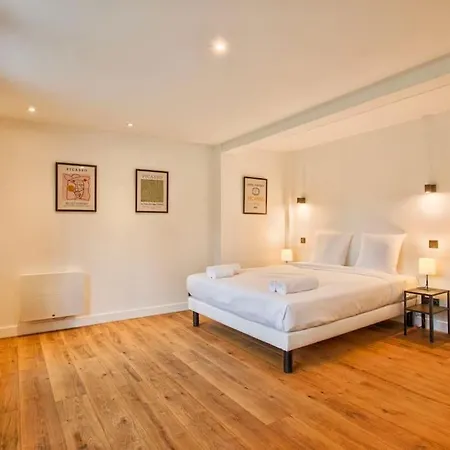 Superbe Villa, 11 Chambres, Piscine, Calme Absolu * Bonneville-sur-Touques